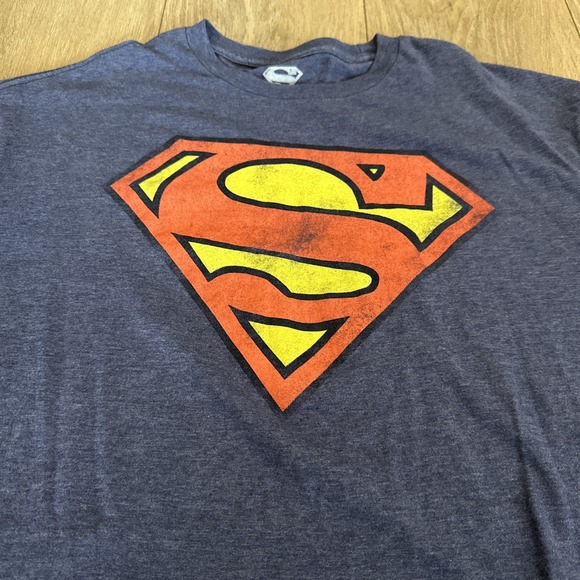 Superman Superhero Men's T-Shirt‎ Superman Clark Kent Heather Blue XL New - Picture 1 of 6